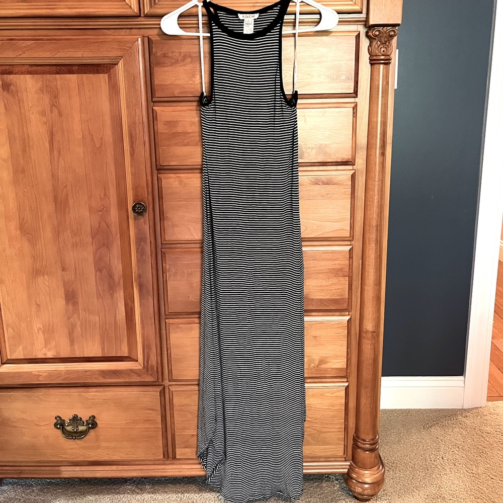 Black and white dress